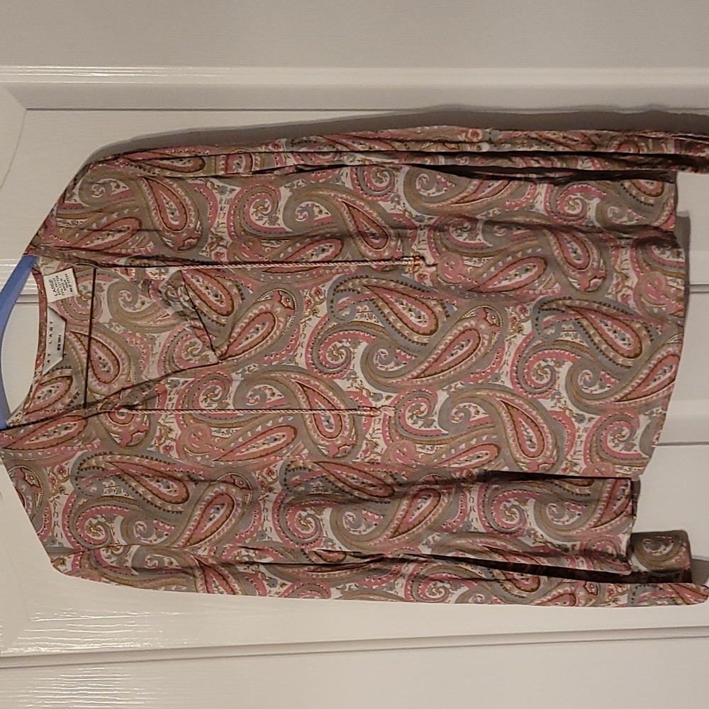 At Last Juniors Large Dusty Rose, Gray, Cream & Tan Paisley-print Top - Juniors